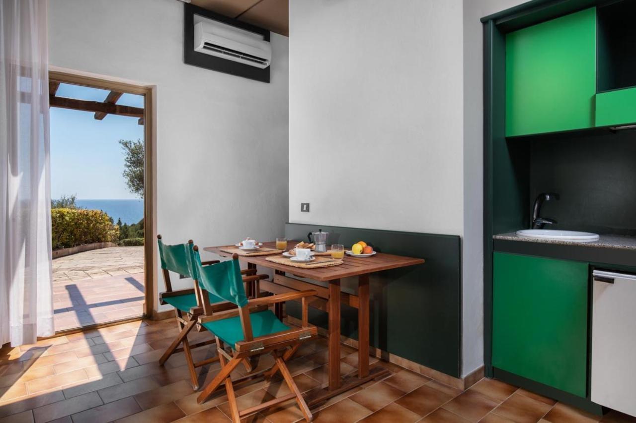 Aparthotel Baia Delle Ginestre Teulada Exterior foto