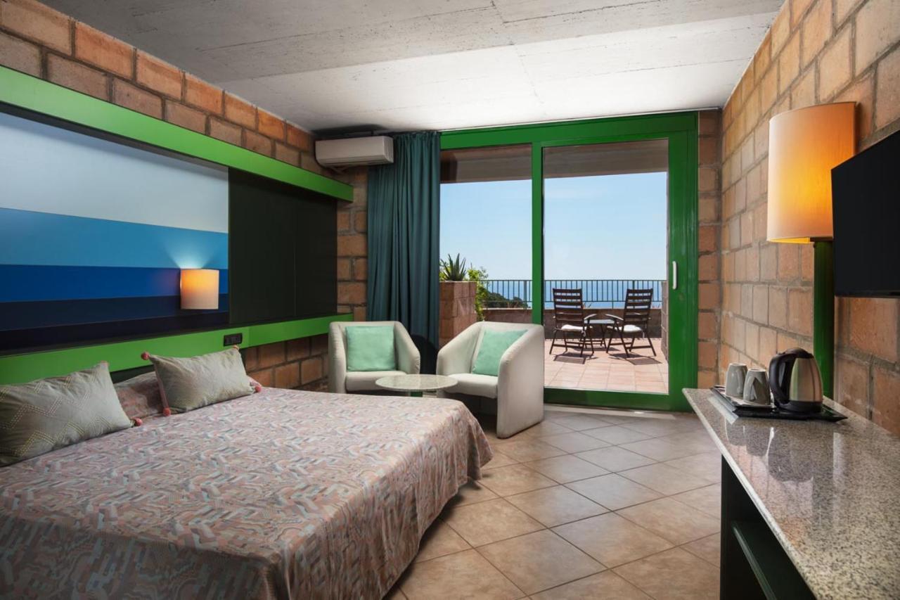 Aparthotel Baia Delle Ginestre Teulada Exterior foto